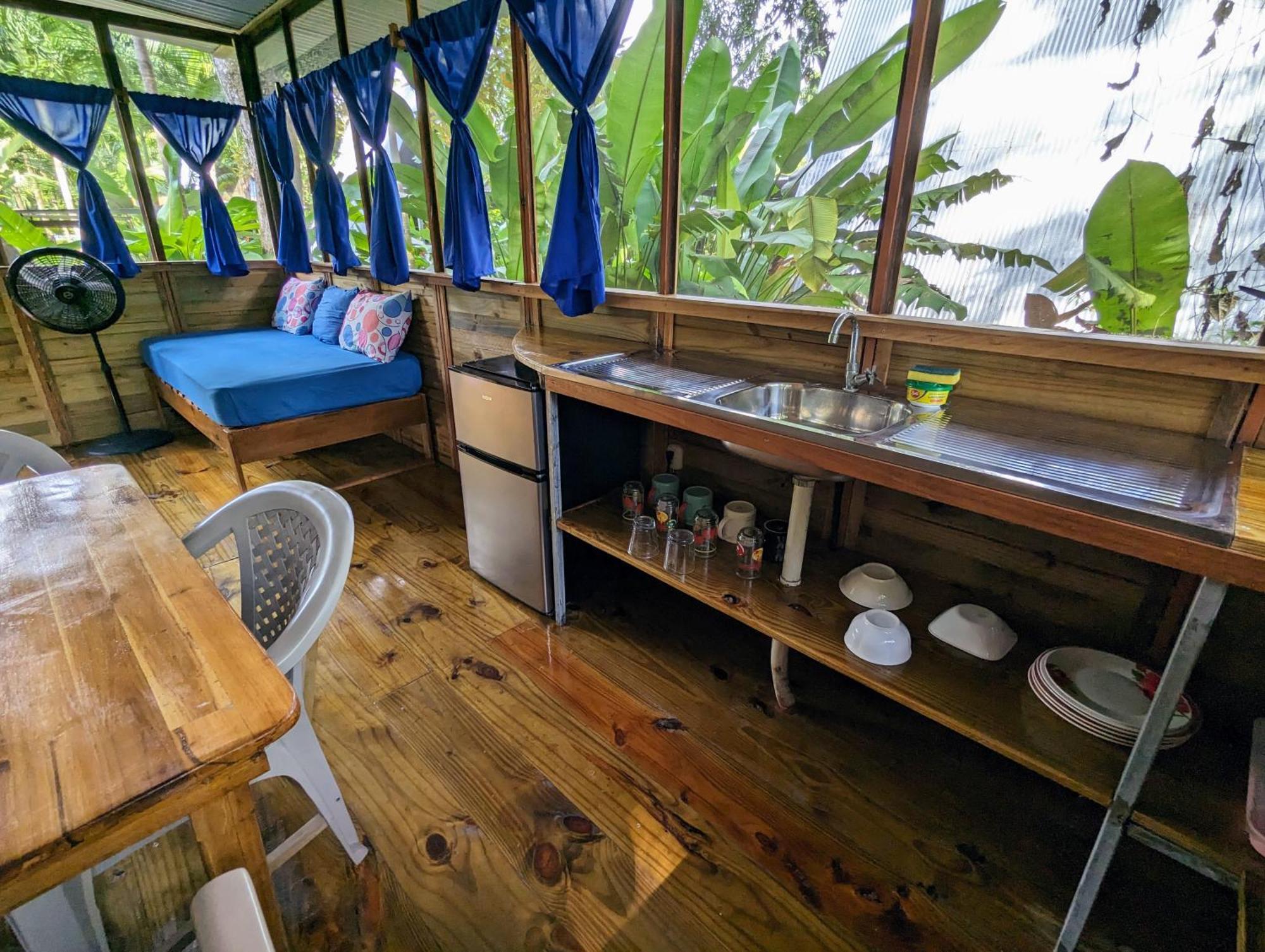 Arboura Eco Cabins Увита Экстерьер фото