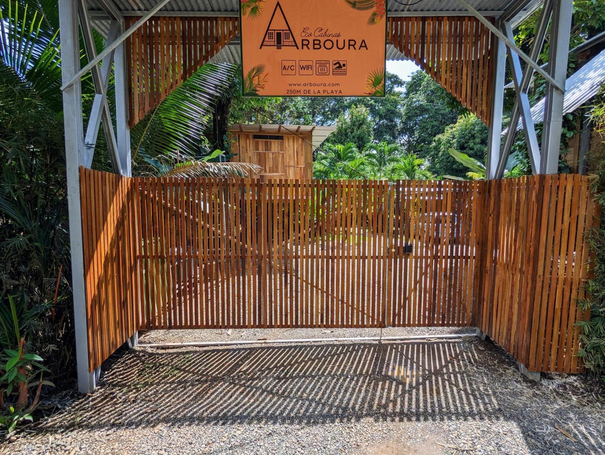 Arboura Eco Cabins Увита Экстерьер фото