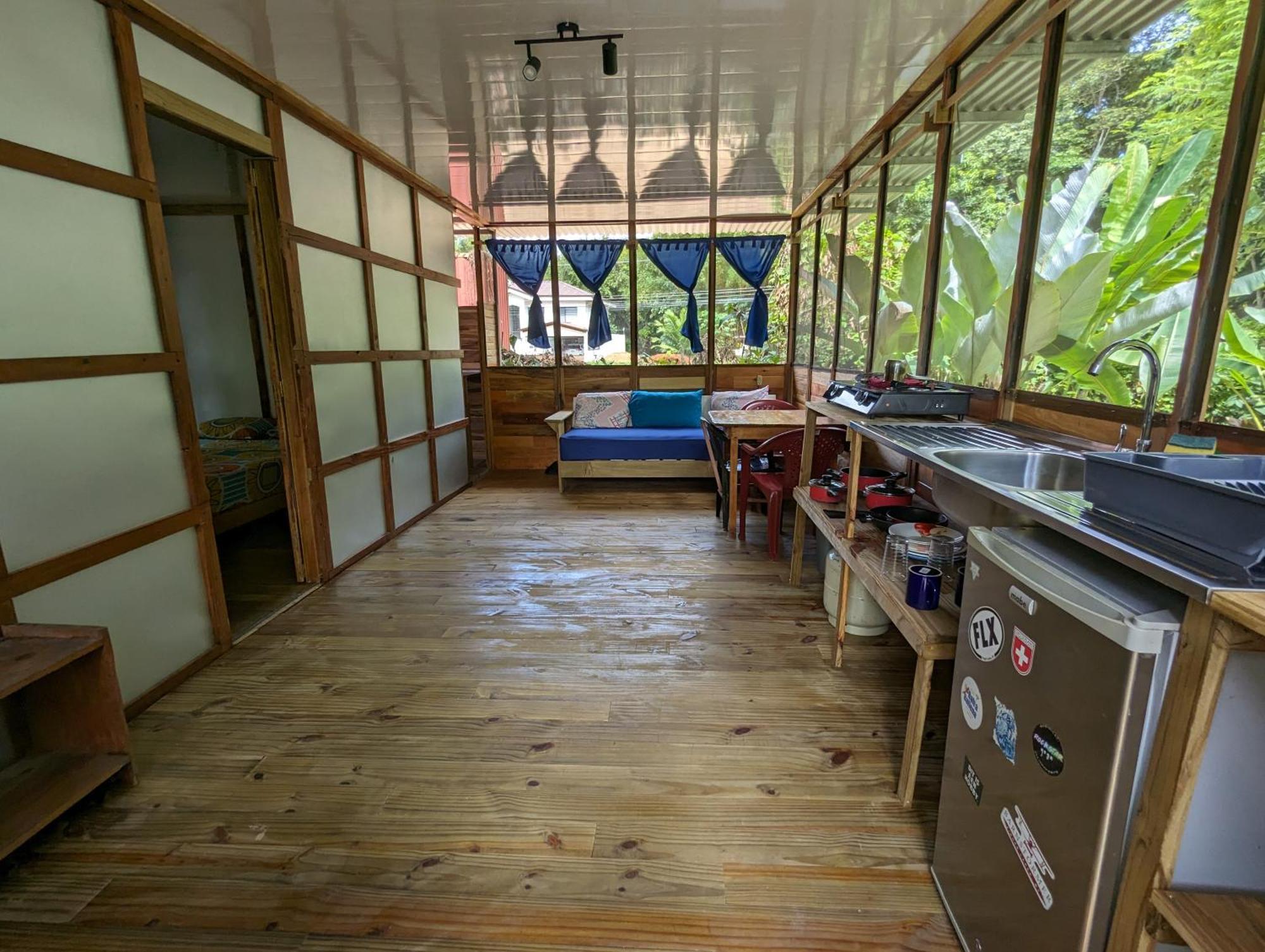 Arboura Eco Cabins Увита Экстерьер фото