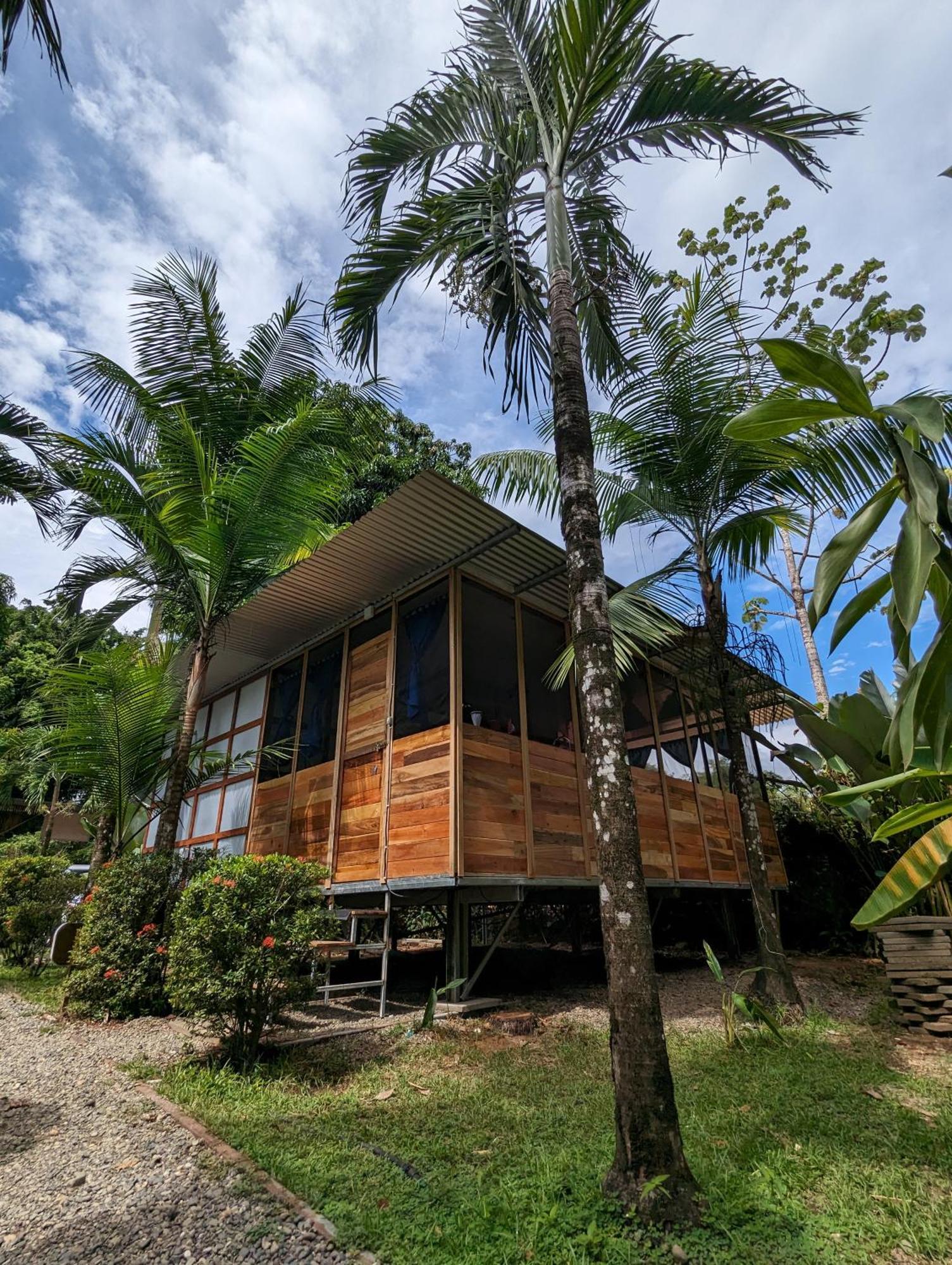 Arboura Eco Cabins Увита Экстерьер фото