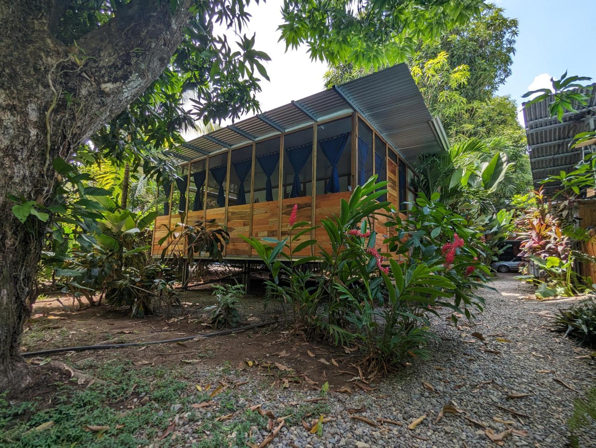 Arboura Eco Cabins Увита Экстерьер фото