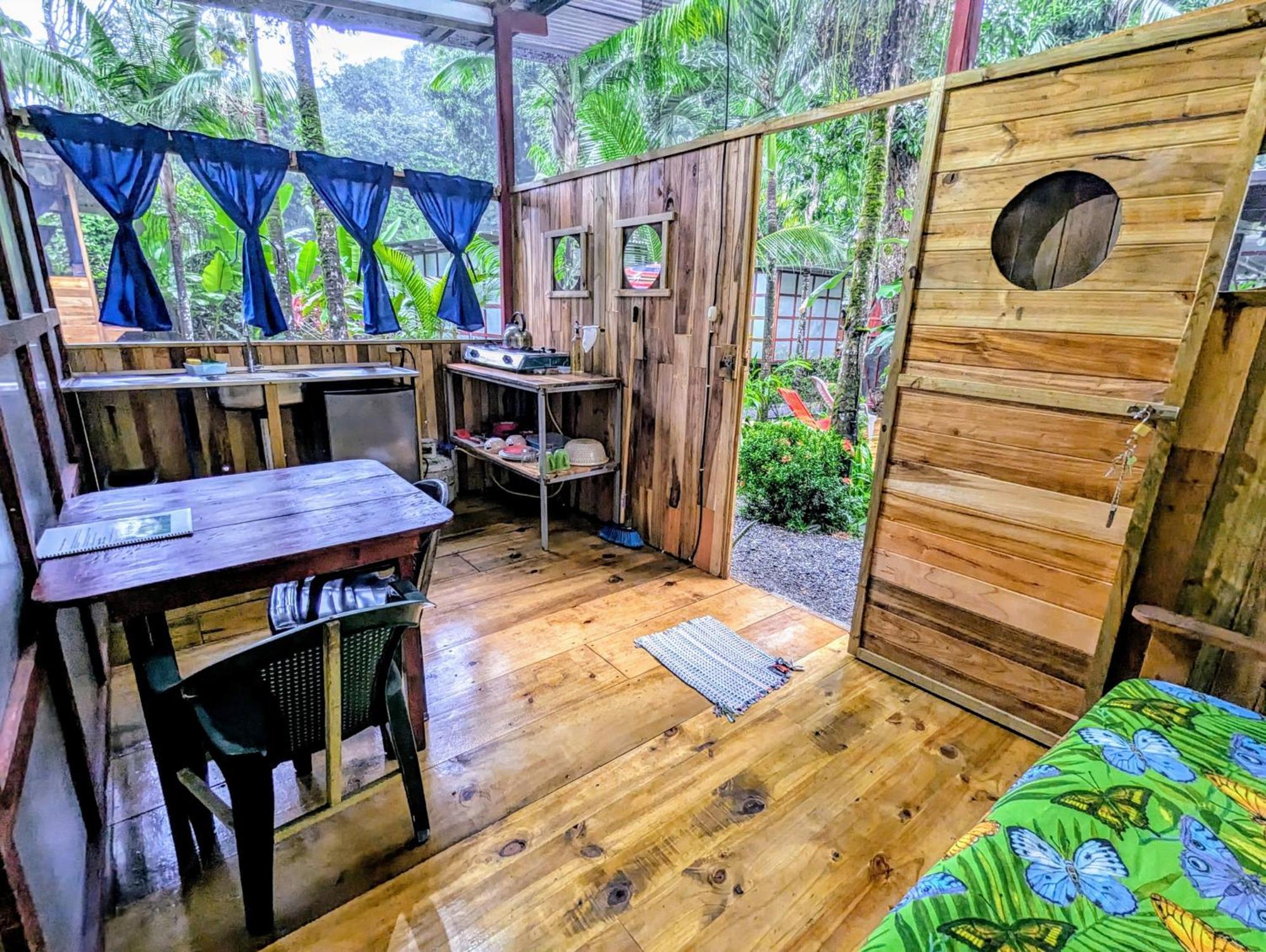 Arboura Eco Cabins Увита Экстерьер фото