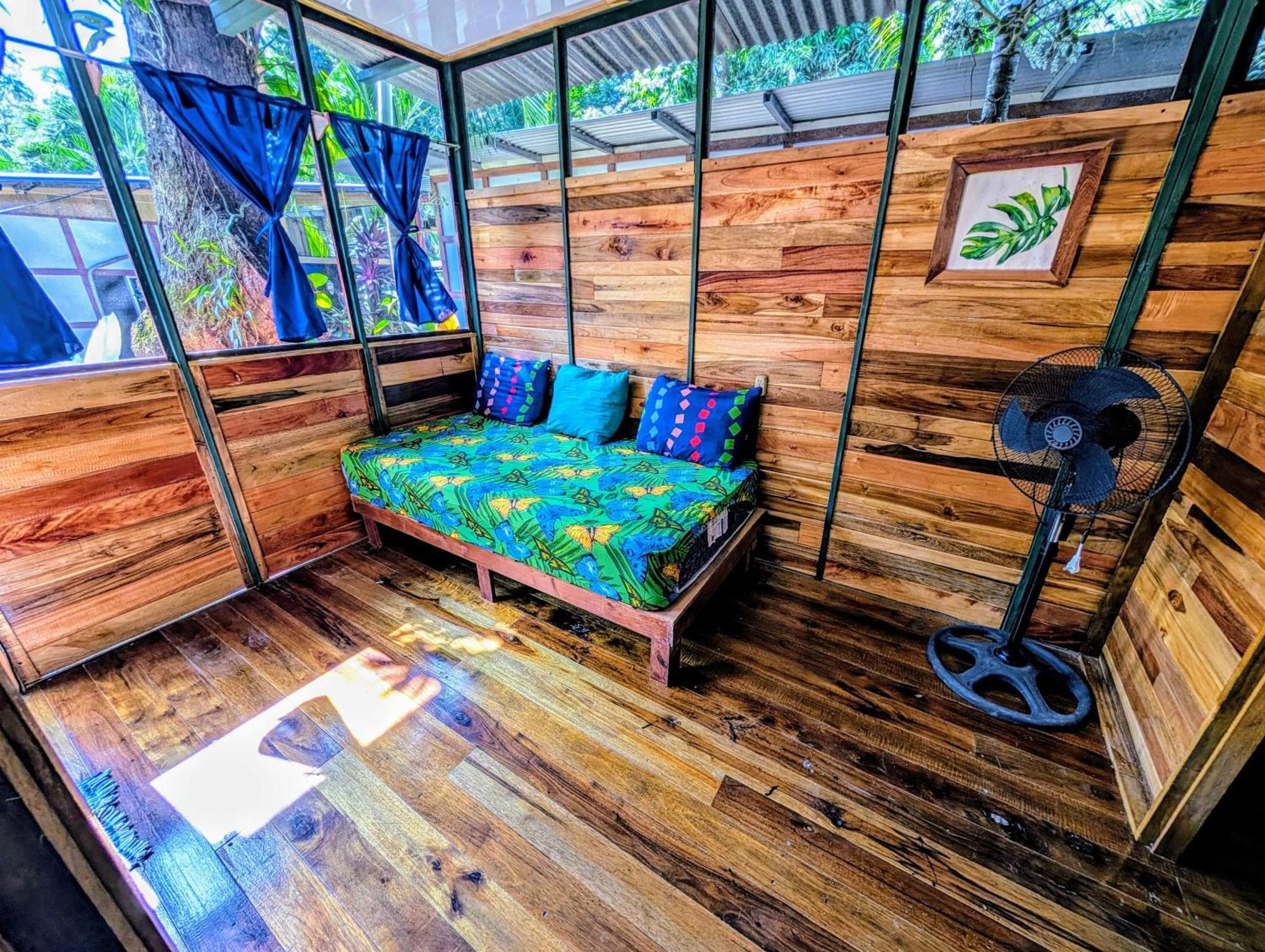 Arboura Eco Cabins Увита Экстерьер фото